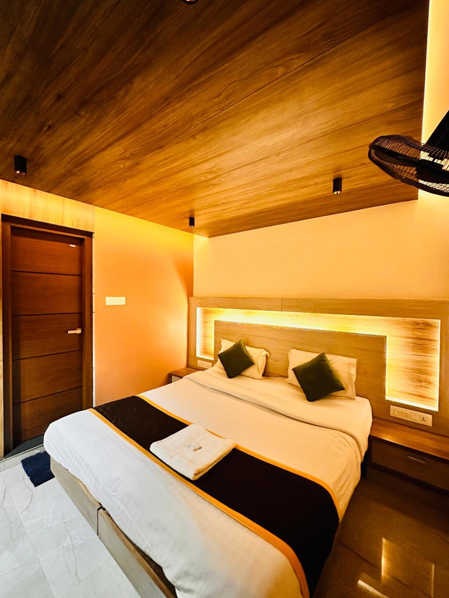 Hotel City Palace Ooty Exterior foto